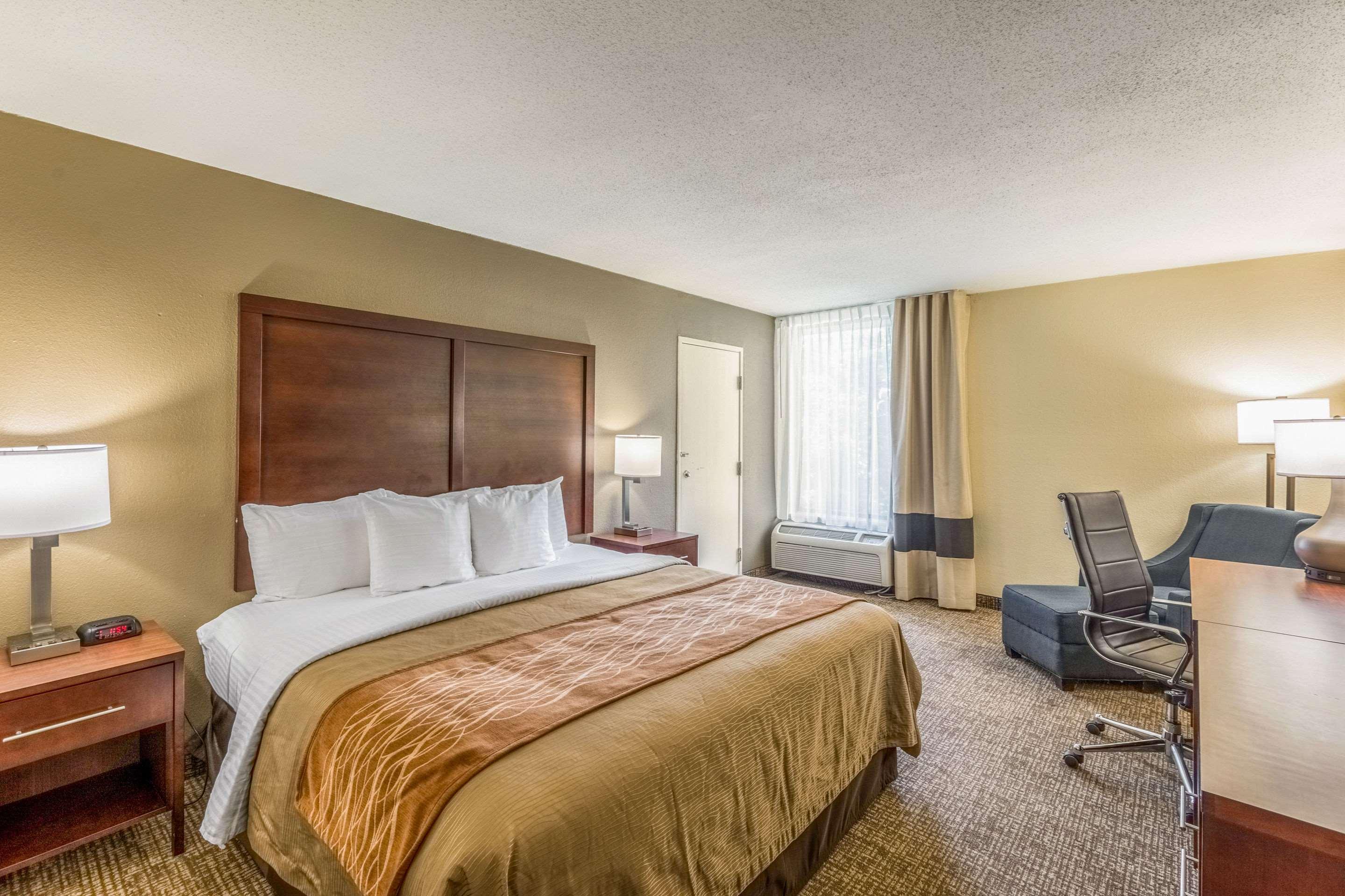 Comfort Inn Charlotte Airport Uptown Eksteriør billede