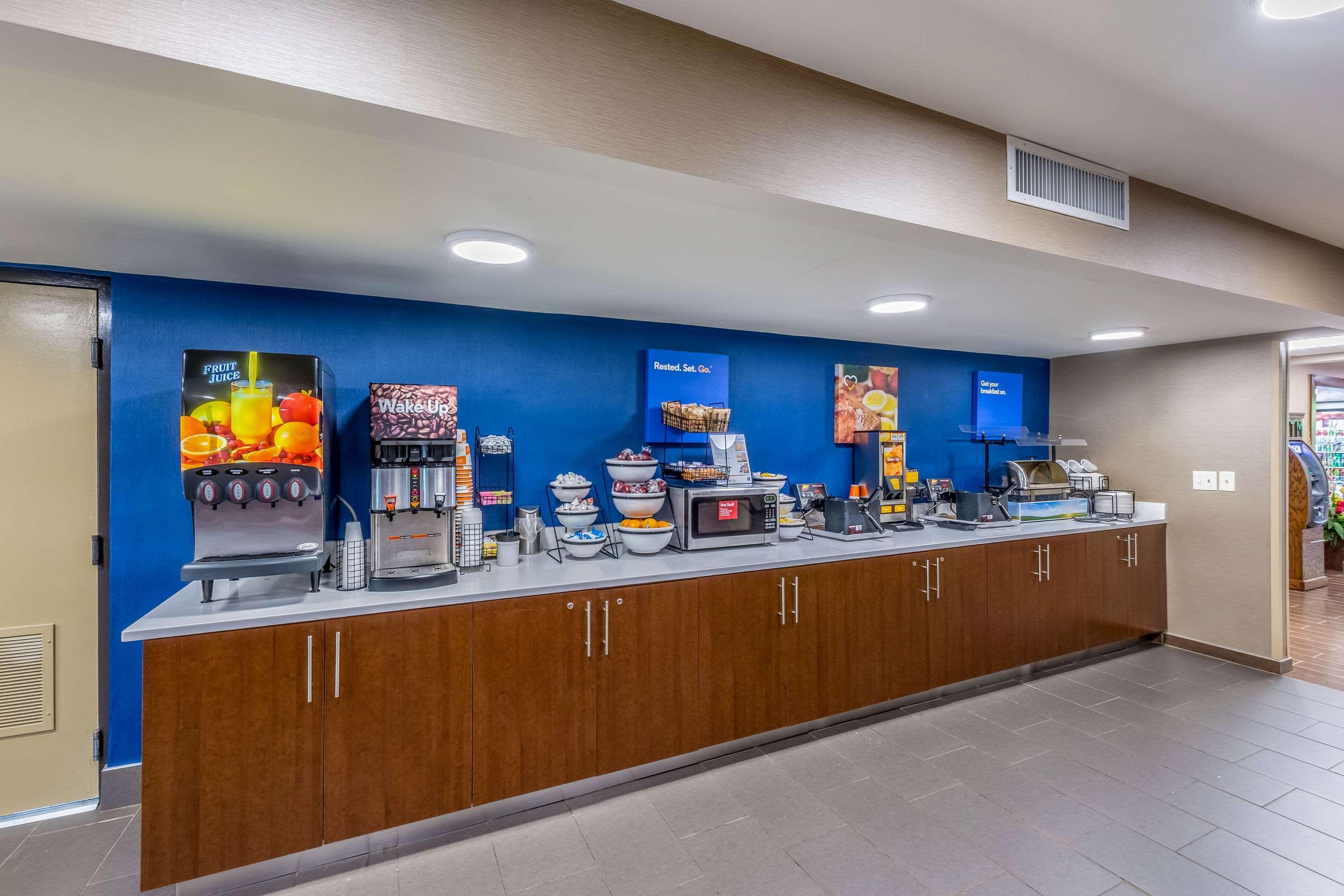 Comfort Inn Charlotte Airport Uptown Eksteriør billede