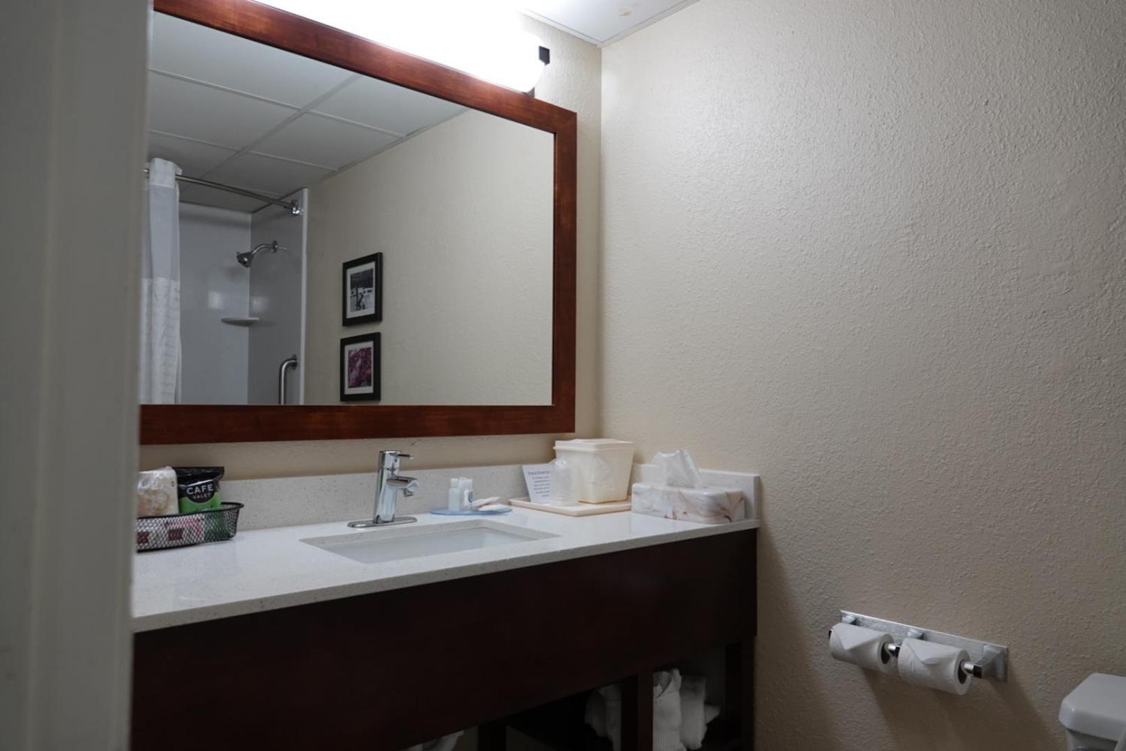 Comfort Inn Charlotte Airport Uptown Eksteriør billede