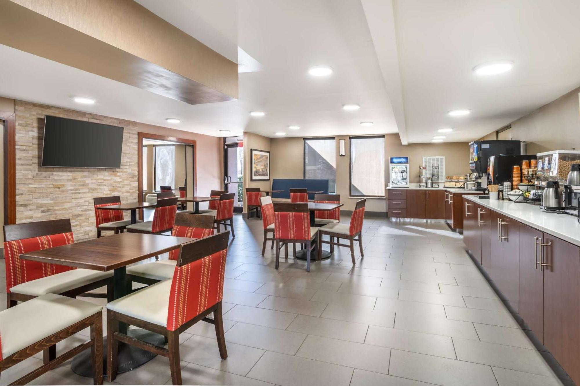 Comfort Inn Charlotte Airport Uptown Eksteriør billede